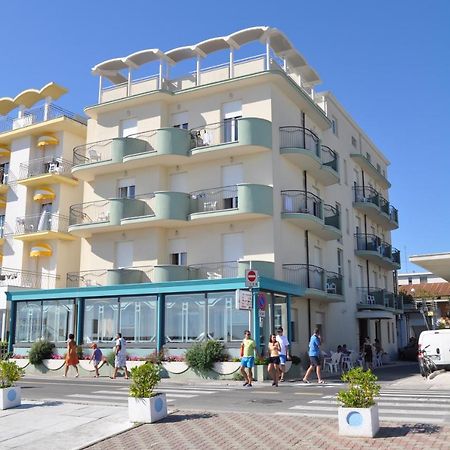Hotel Silvana Bellaria-Igea Marina Bagian luar foto