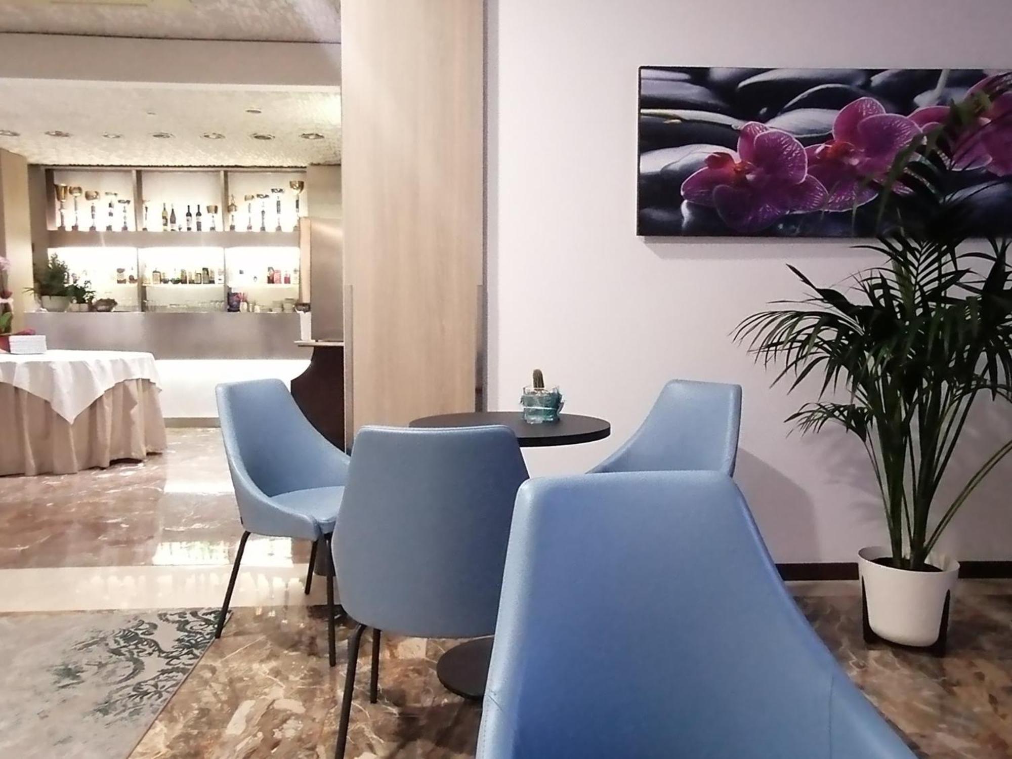Hotel Silvana Bellaria-Igea Marina Bagian luar foto