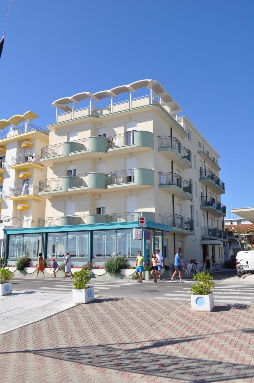 Hotel Silvana Bellaria-Igea Marina Bagian luar foto